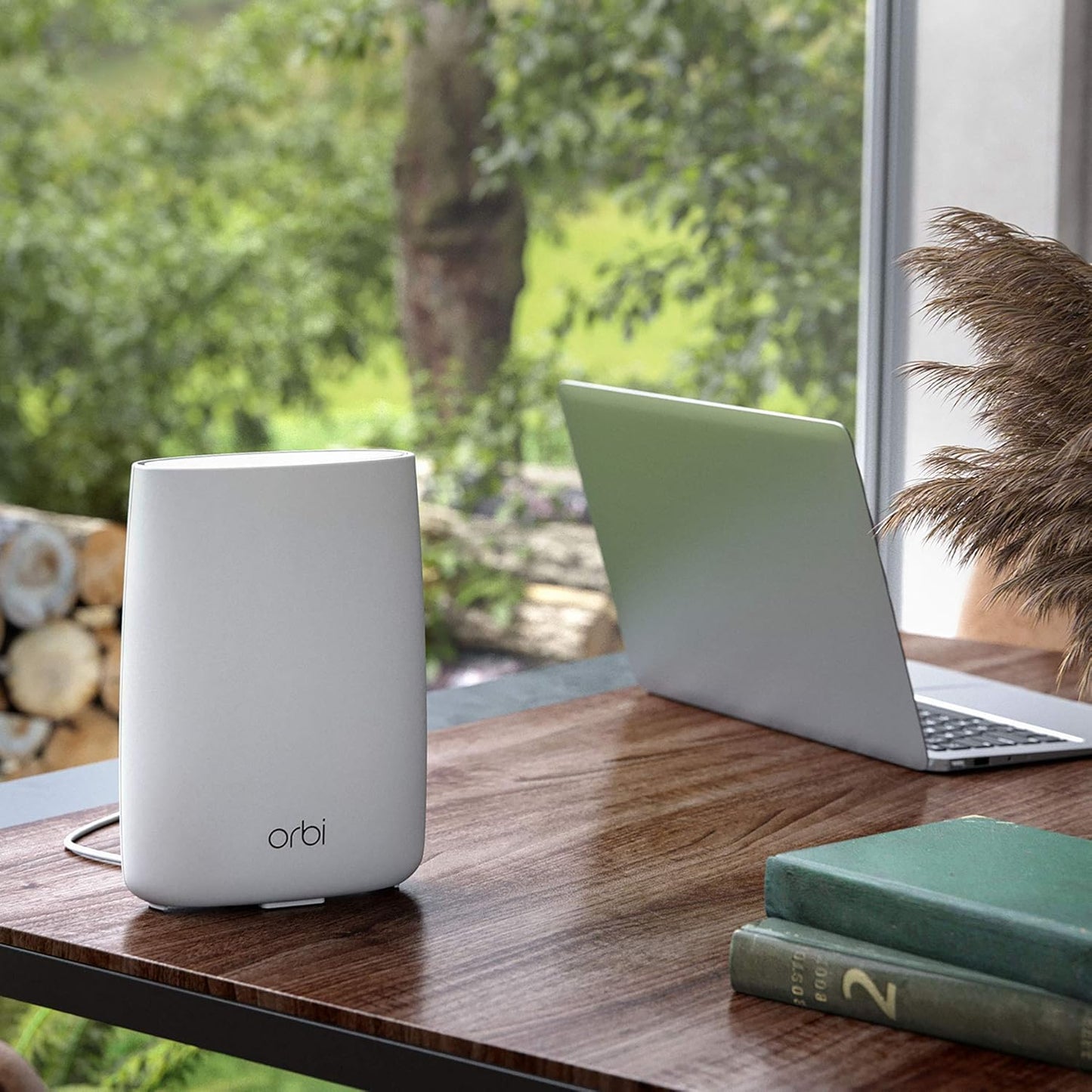 Netgear Router Orbi LBR20 4G LTE WLAN CAT18 bis 1.200 MBit/s AC2200 Tri-Band
