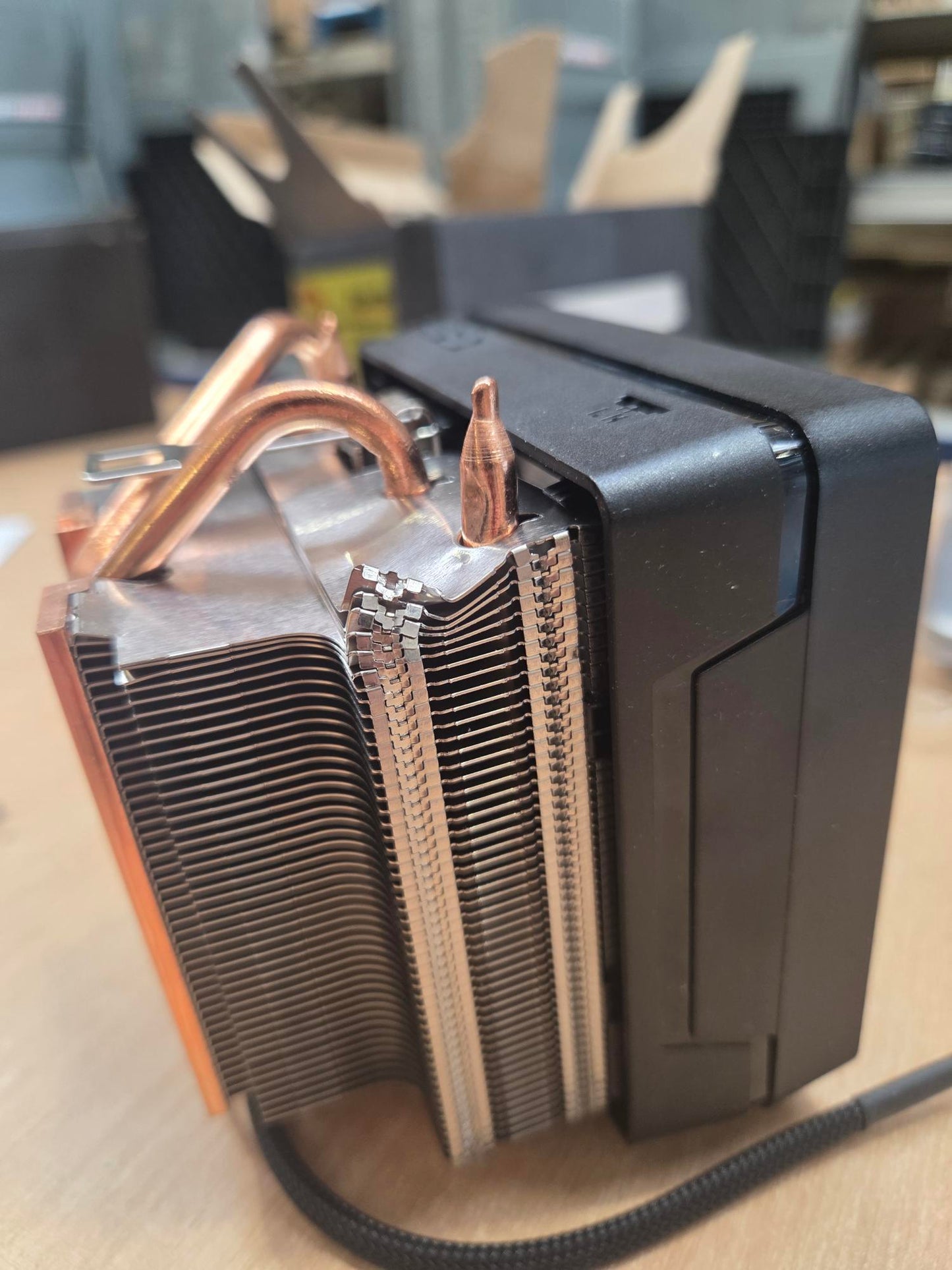 AMD Wraith Prism CPU Gaming Processor Air Cooler LED RGB Socket AM4 Ryzen